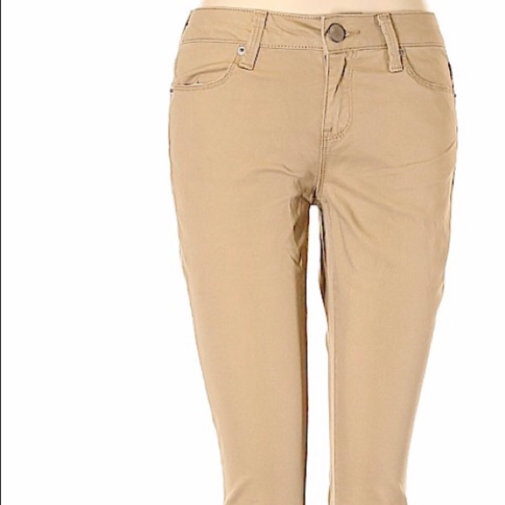 No Boundaries Beige Khaki pants